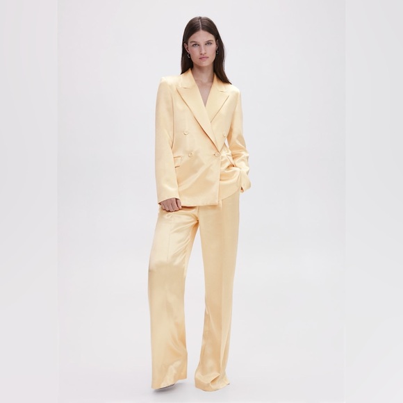 NWOT MANGO Selection Cream Satin-Finish Suit Blazer Jacket - Picture 2 of 13